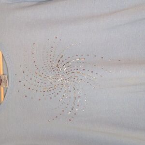 🎵 Embellished T-shirt🎵